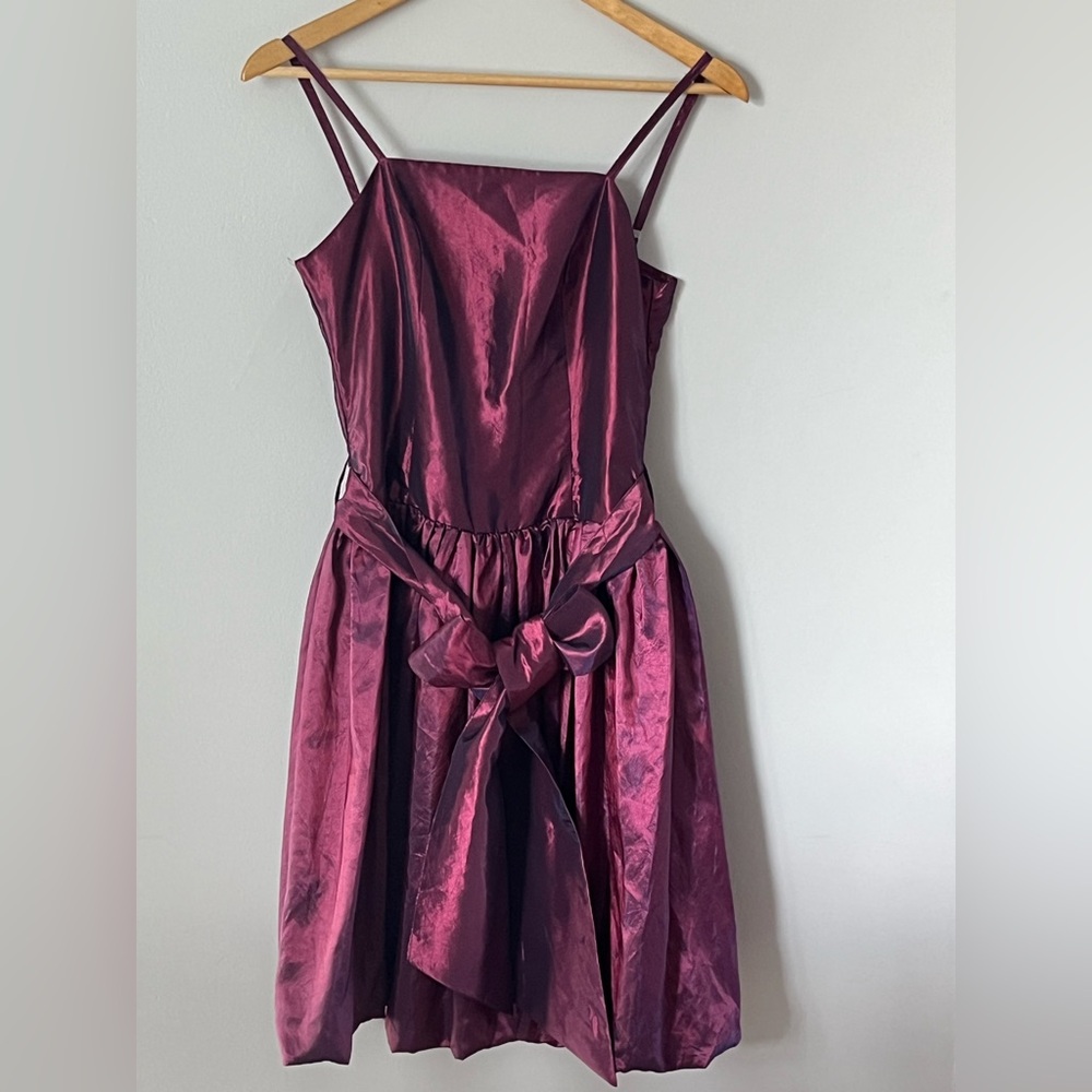 Women’s Elegant Deep Violet Satin Bubble Hems Dress